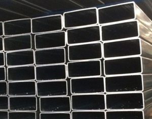 Sắt hộp 40x100 là nguyên liệu không thể thiếu trong các công trình, cầu đường