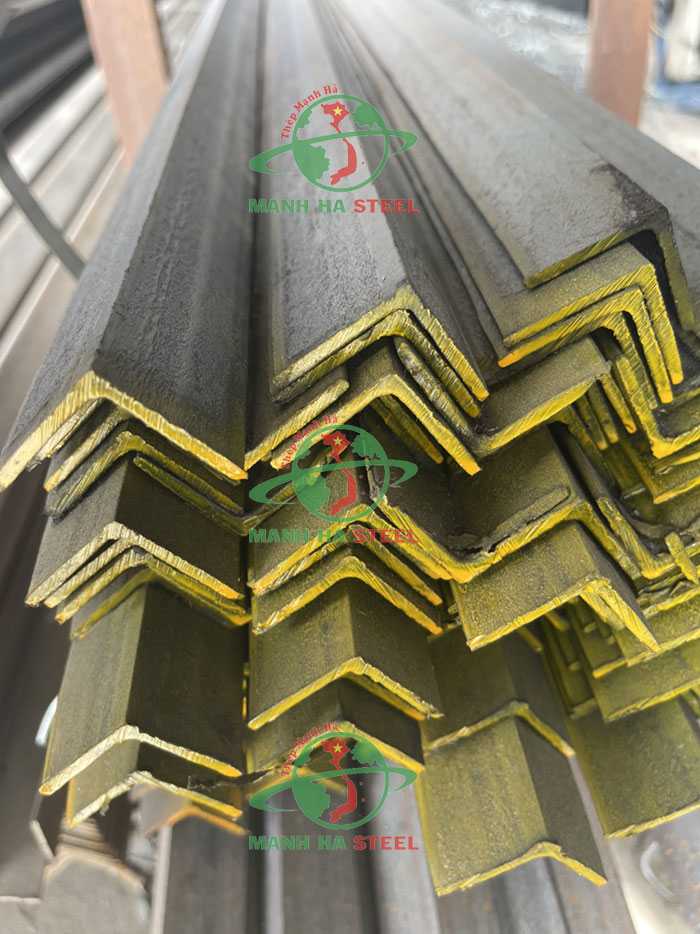 Thép V30x30 mạ kẽm nhúng nóng là sản phẩm được ưa chuộng trên thị trường