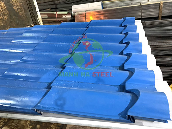 Tôn giả ngói có hình dạng giống mái ngói truyền thông xưa