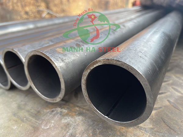 Thép ống có khá nhiều ưu điểm vượt trội so với loại thép cùng loại