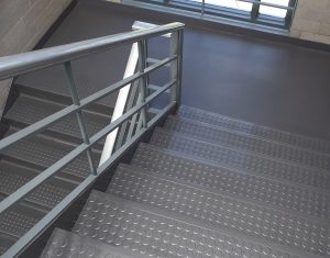 Thép tấm gân được sử dụng làm tấm lót sàn công nghiệp