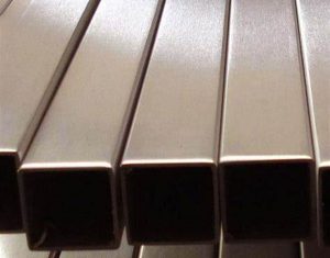 Hộp inox được gia công và chế tạo từ thép không gỉ, có độ sáng bóng cao