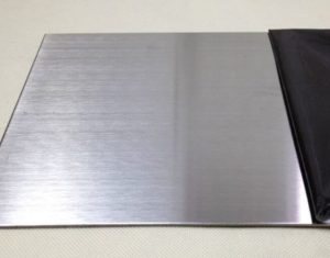 Tấm inox 1mm được sản xuất từ inox 304 không có từ tính.