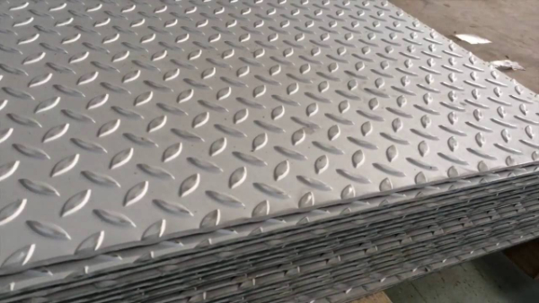 Cập nhật bảng giá giá tấm inox chống trượt mới nhất