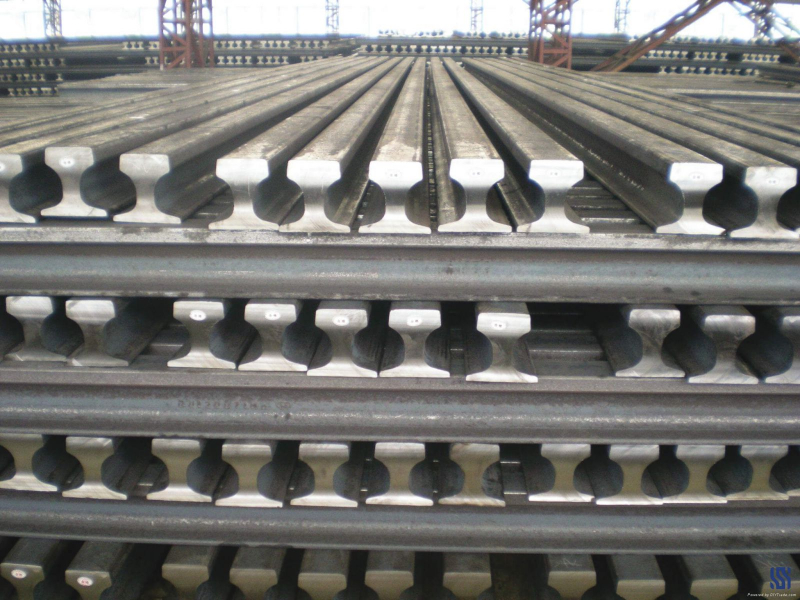 Vật Liệu Xây Dựng- địa chỉ cung cấp thép ray P12 chất lượng, giá tốt