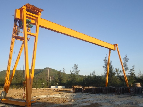 Thép ray QU70 có thể chịu được lực tác động lớn với kết cấu chắc chắn